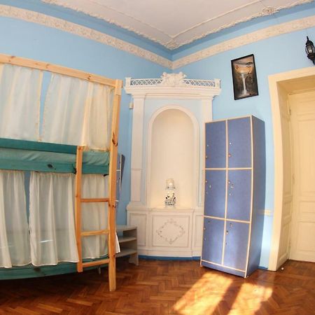 Orpheus Hostel And Apartments Odesa Exterior foto