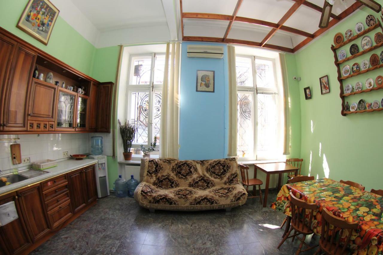 Orpheus Hostel And Apartments Odesa Exterior foto